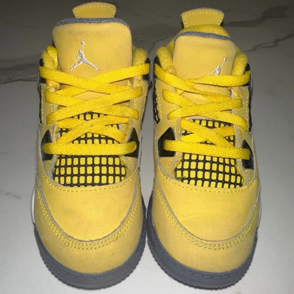 Jordan Kids Sneakers in Yellow and Gray